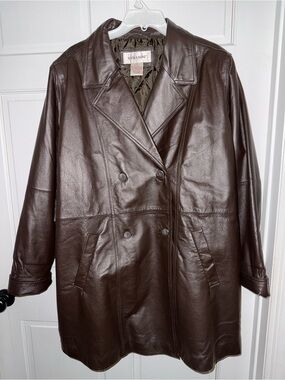 Veranesi Dark Brown Double-Breasted Leather Coat